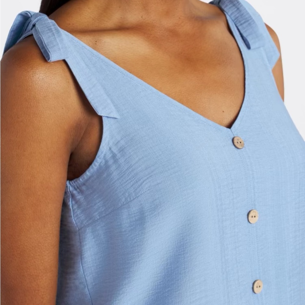 FORTUNE + IVY BONNIE BUTTON DETAIL BLOUSE - Picture 5 of 6